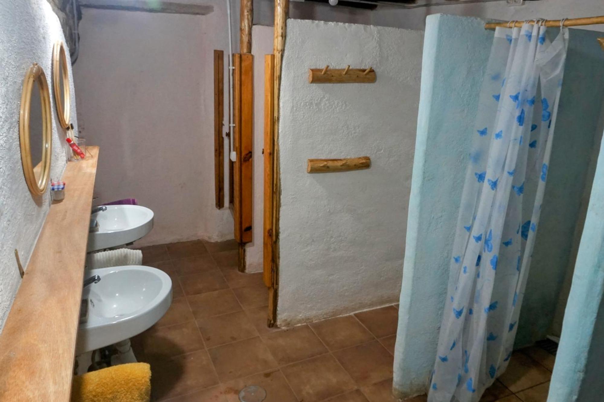 Arbúcies Albergue Del Oso Tierraluz מראה חיצוני תמונה